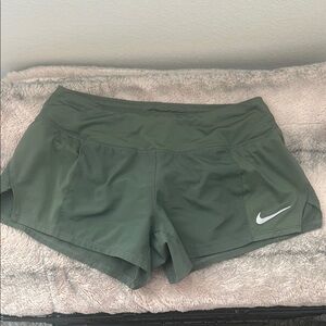 Nike Green Athletic Shorts Lightweight Performance